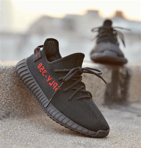 adidas yeezy pirate black